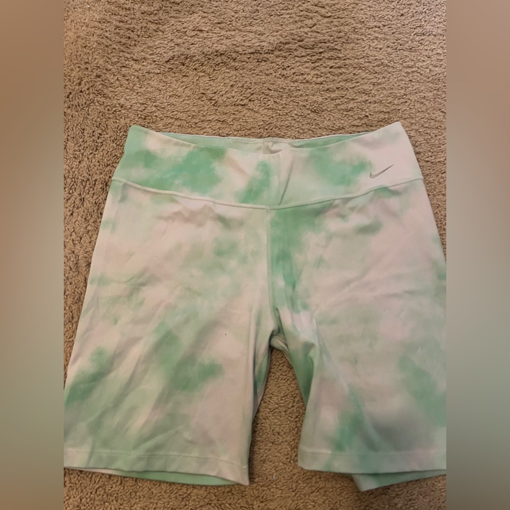Nike Dri-FIT Green and White Biker Short